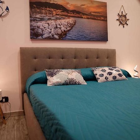 Stay In The Heart Of Salerno - Near The Duomo "La Finestra Sul Borgo" Ngoại thất bức ảnh